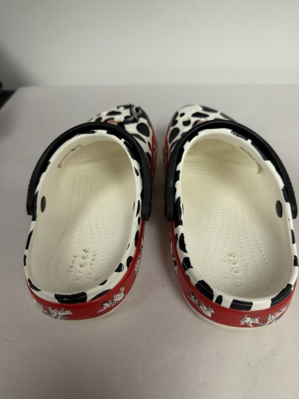 CROCS Fun Lab Unisex 101 Dalmatians Clog Junior Sz 13 Puppy Shoes Dogs - Picture 8 of 13